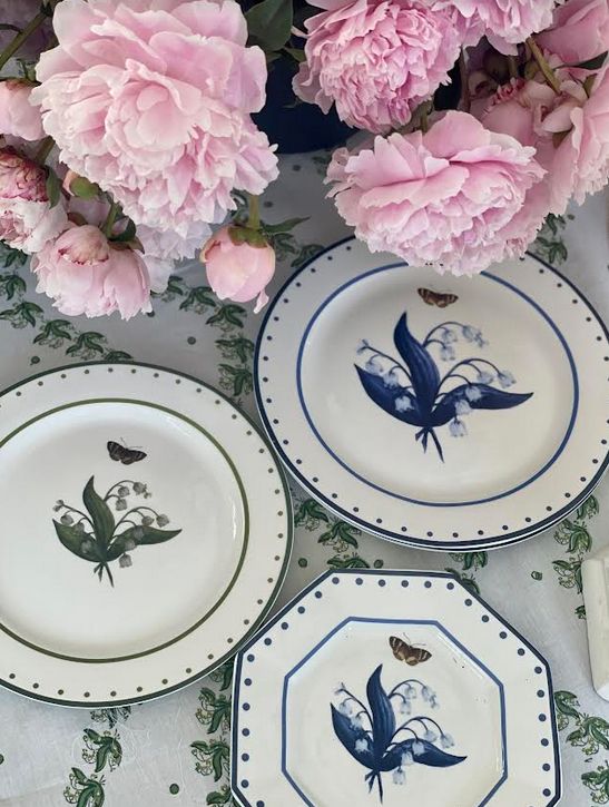 LILY OF THE VALLEY GREEN AND WHITE DINNER PLATE