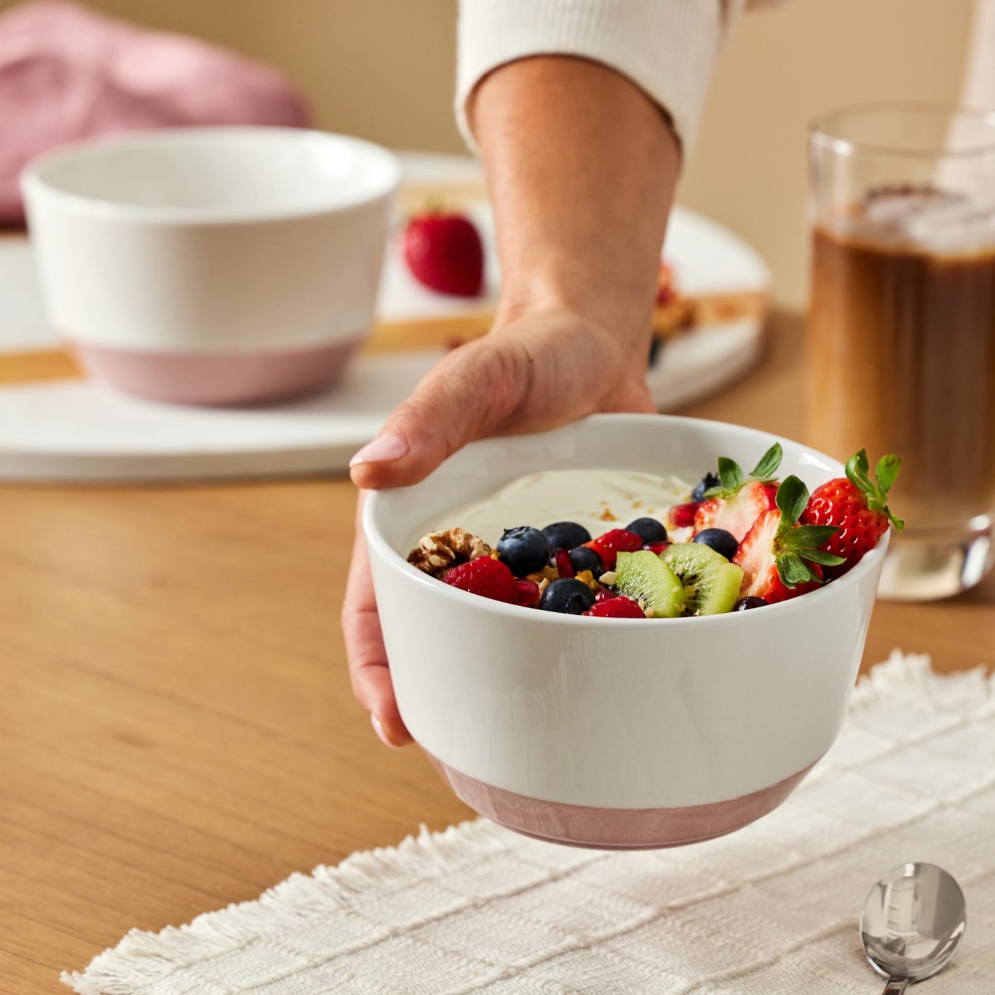 Libbey Austin 28 ounce Porcelain Soup Salad Bowl, Set of 4, White