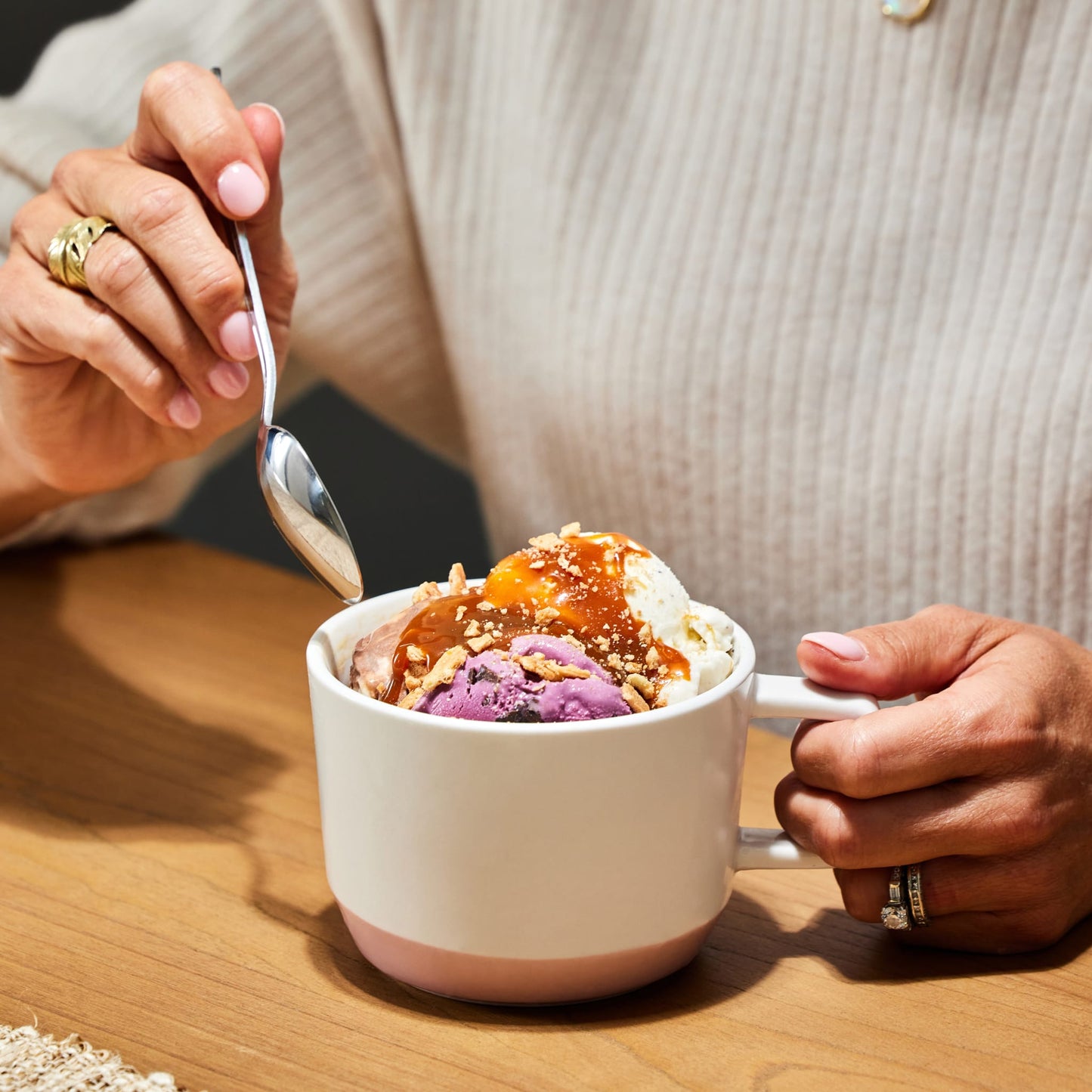 Libbey Austin 17.5 ounce Large Porcelain Coffee Mug, Set of 4, Himalayan Salt Pink