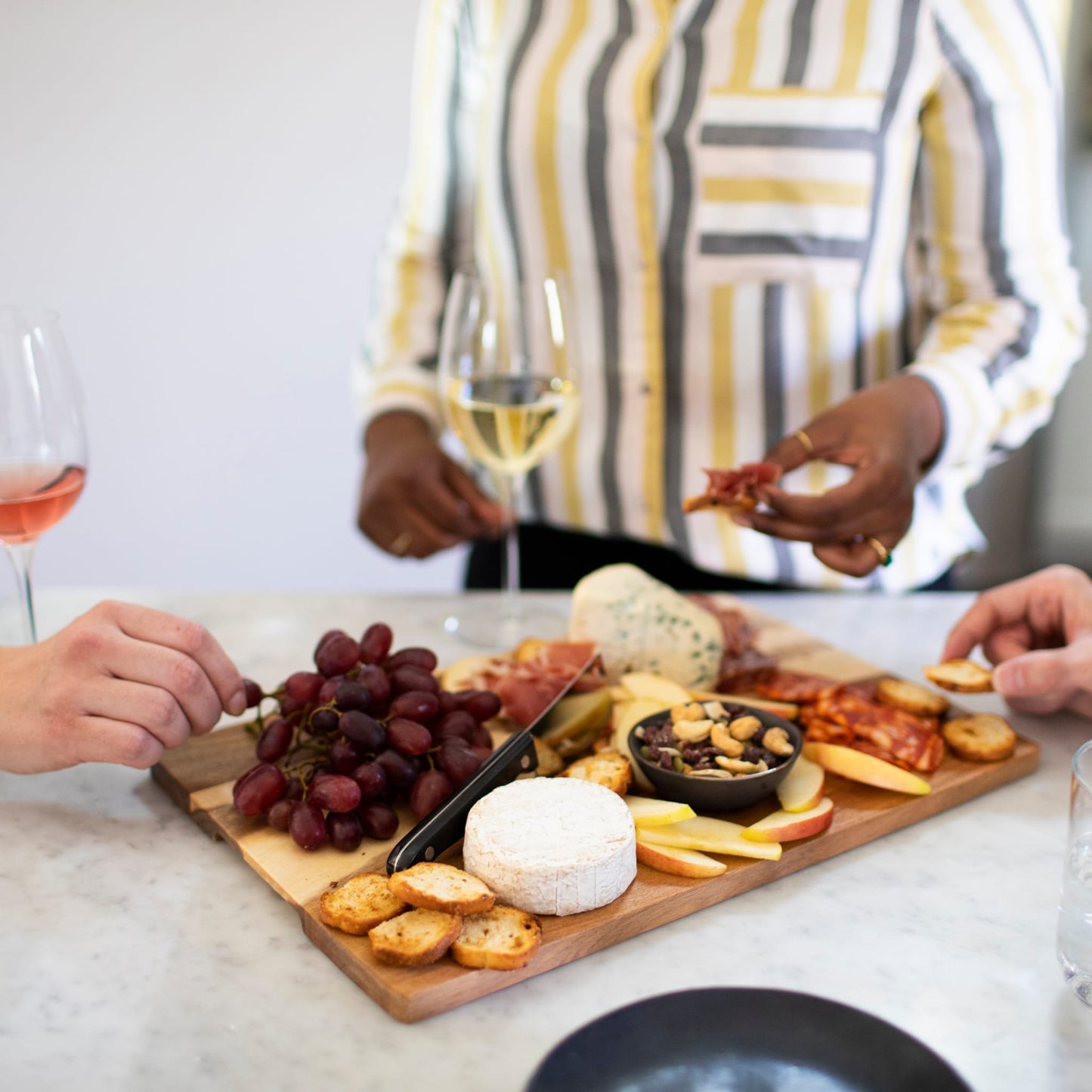 Libbey Acaciawood 4 Piece Cheese Board Serving Set with Glass Dome