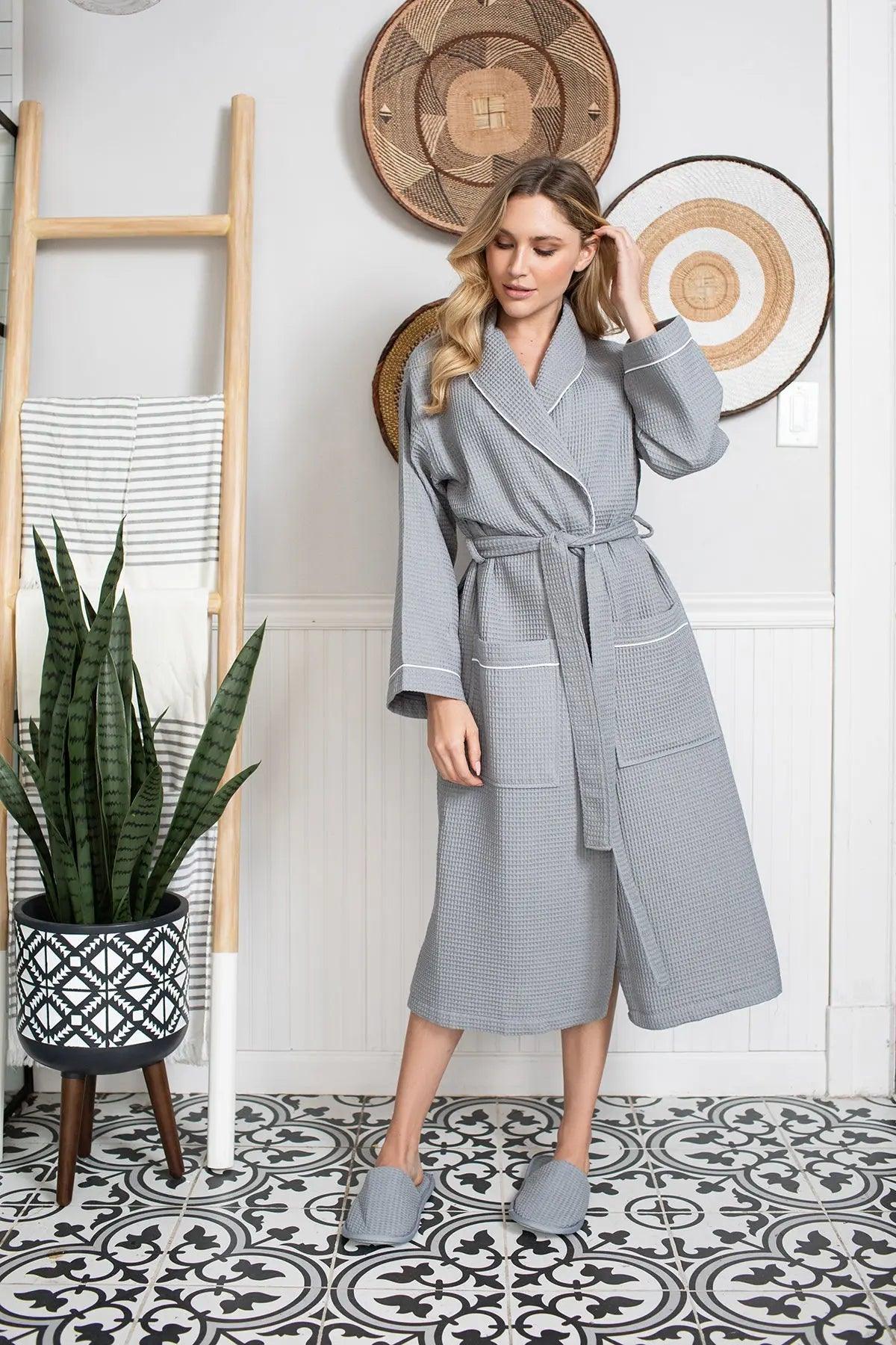 Women’s Waffle Piping Bathrobe – Lightweight Spa-Style Comfort